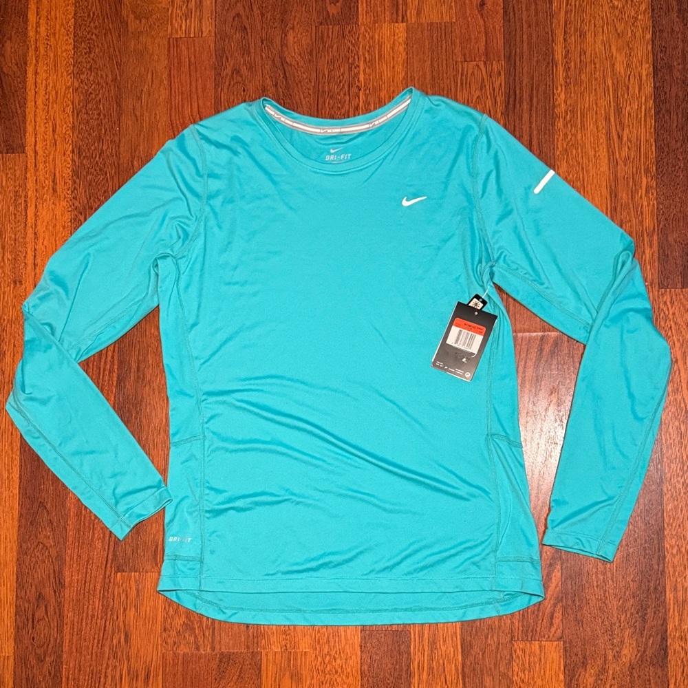 Nike Dri-FIT Aqua Performance Tee